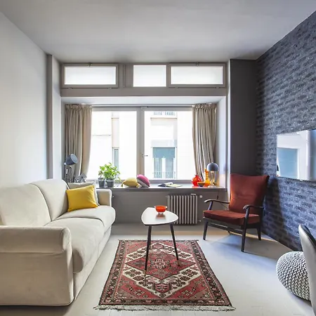 Black Brick Loft By Welc Apartment