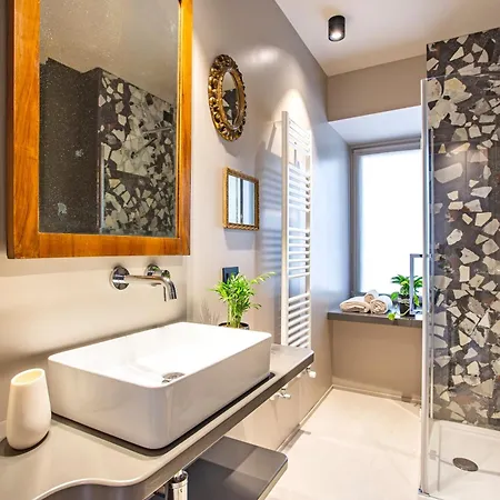 Black Brick Loft By Welc Apartment Treviso