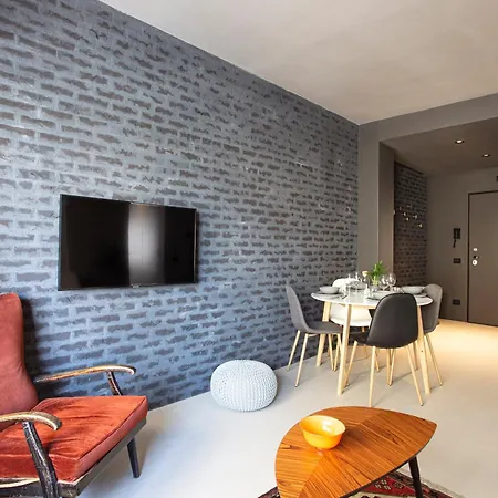 Black Brick Loft By Welc Apartment Treviso