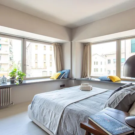 Black Brick Loft By Welc Treviso
